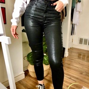 Super rare Levi’s Snakeskin Skinny Jeans